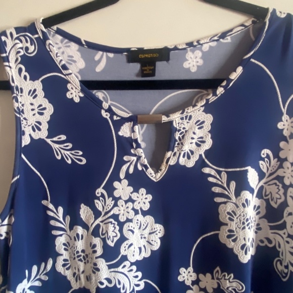 Espresso Blue and White Dress - Picture 2 of 6